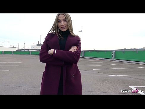 ❤️ 德國童子軍是夢想中的鋼鐵,停車場的故事和性感的金錢 ❤ 性愛視頻 在我們 ❤